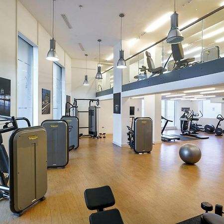 Stylish Fully-Equipped One Bedroom Apartment With Extra Sofa Bed, Free Secure Parking, Onsite Gym, 24Hr Security & Concierge Londen Buitenkant foto